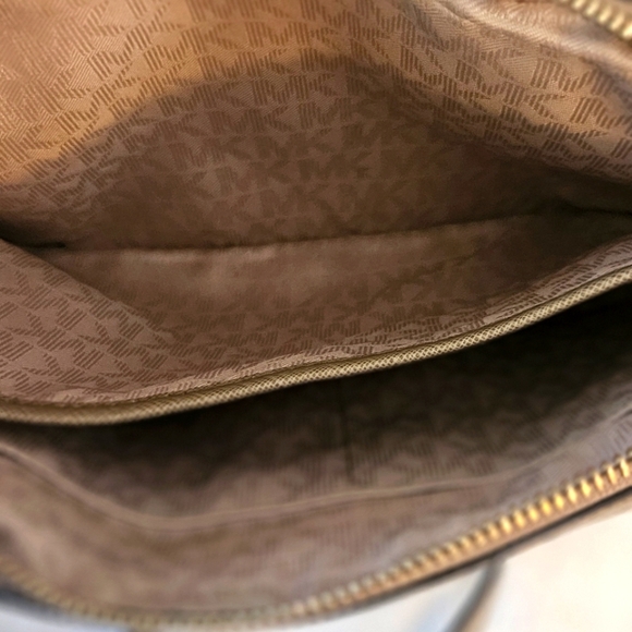 Michael Kors  Cocoa Brown Leather Crossbody / Shoulder Bag Gold Chain Detail - Picture 8 of 12